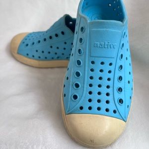 Kids Native shoes Size 10